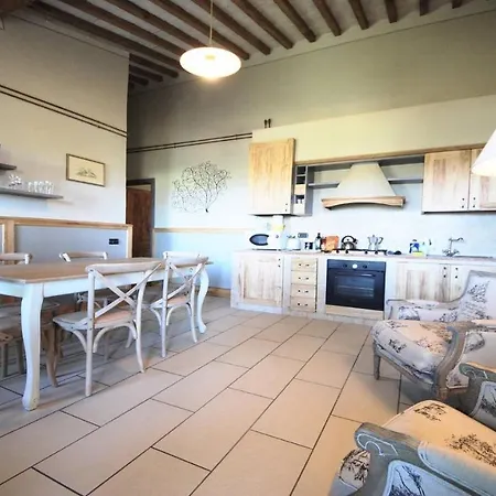Вилла Spoleto-poolside-slps 20, Gardens, Pool, Jaccuzzi - A Fairy Tale Setting Сполето