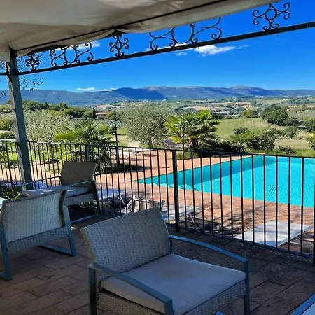 Spoleto-poolside-slps 20, Gardens, Pool, Jaccuzzi - A Fairy Tale Setting * Spoleto