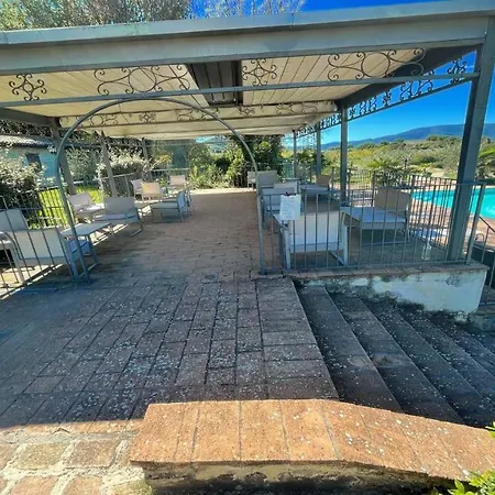 Spoleto-poolside-slps 20, Gardens, Pool, Jaccuzzi - A Fairy Tale Setting * Spoleto