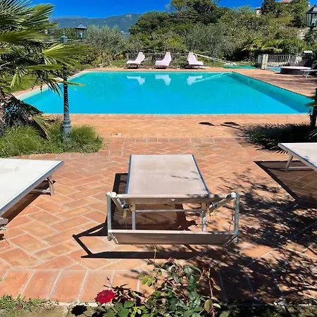 Spoleto-poolside-slps 20, Gardens, Pool, Jaccuzzi - A Fairy Tale Setting *