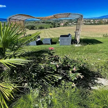 Spoleto-poolside-slps 20, Gardens, Pool, Jaccuzzi - A Fairy Tale Setting