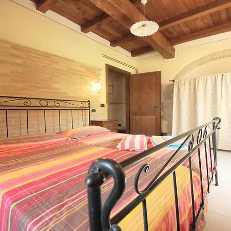 Spoleto-poolside-slps 20, Gardens, Pool, Jaccuzzi - A Fairy Tale Setting Вилла *
