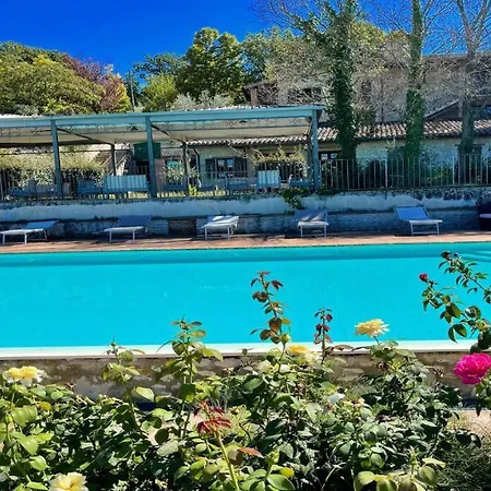 Spoleto-poolside-slps 20, Gardens, Pool, Jaccuzzi - A Fairy Tale Setting *