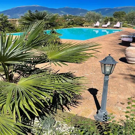 Spoleto-poolside-slps 20, Gardens, Pool, Jaccuzzi - A Fairy Tale Setting Вилла